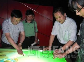 成都市副市长王忠林莅临PG娱乐国际考察
