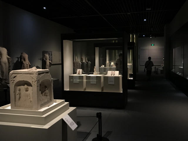 重磅：PG娱乐展示，继敦煌大展后，又一重磅级艺术展在川博展出，由四川博物院、故宫博物院、印度博物馆主办，PG娱乐一体化项目中印雕塑艺术展