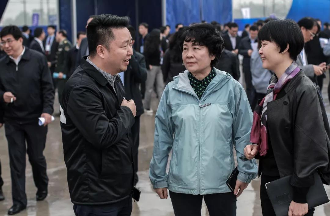 成都市重大产业项目集中开工 PG娱乐国际科技文创项目亮相开工仪式