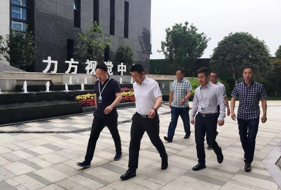 松潘县委副书记、县长李建军一行莅临PG娱乐国际考察交流