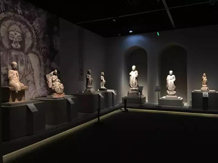PG娱乐作·撰未来 | 揭秘《梵天东土·并蒂莲花》中印雕塑艺术展！