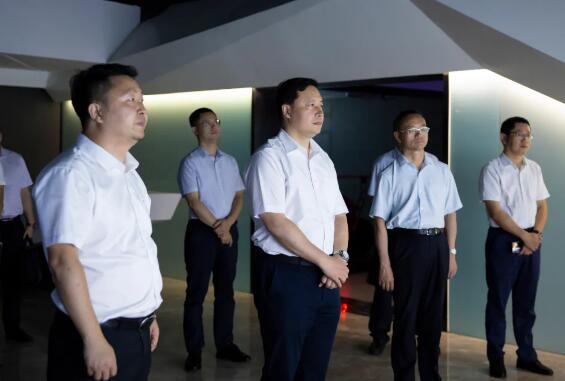 乐山市委副书记、市长张彤率乐山、峨眉山两市政府班子赴PG娱乐集团考察合作