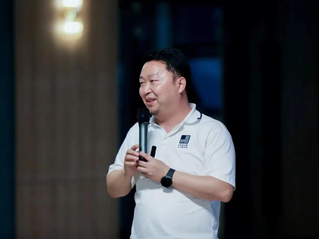 蓉聚PG娱乐 远见未来——长江商学院校友齐聚PG娱乐