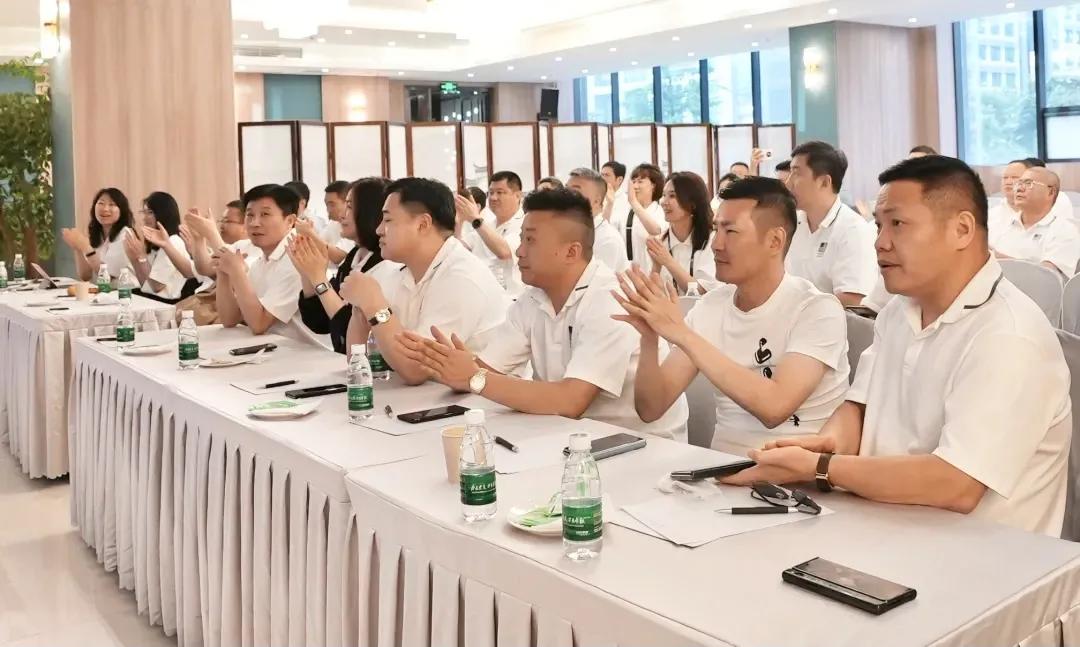 长江精英 再聚PG娱乐
